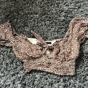 Small womens crop shirt